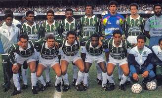 Palmeiras jogou de meia branca na final de 1993 (Divulgação/Palmeiras)
