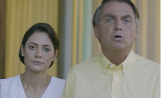 'Pintou um clima': Bolsonaro pede desculpas a meninas venezuelanas em vídeo com Michelle