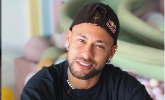 Neymar em vídeo para homenagear Bruna