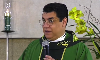 Padre Chrystian Shankar é escritor, palestrante e reitor Santuário São Frei Galvão, em Minas Gerais