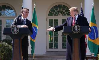 Jair Bolsonaro e Donald Trump durante encontro na Casa Branca, em 19 de março