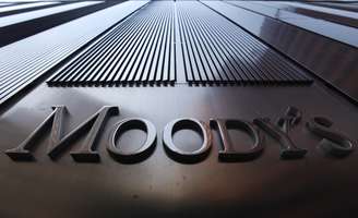 Logo Moody's em edifíco em Nova York, EUA 
02/08/2011
REUTERS/Mike Segar  