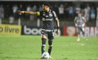 Marinho cumpriu suspensão contra o Athletico, e está livre para voltar no clássico (Ivan Storti/Santos FC)