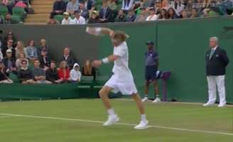 Andrey Rublev teve ataque de fúria em Wimbledon