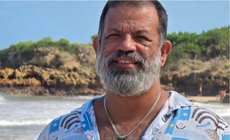 Rafael Maia Carlos Fonseca, de 49 anos, morador do Guará (DF), é, segundo a Polícia Civil, o líder religioso responsável por abusos sexuais contra mulheres, utilizando supostos rituais de purificação e lavagem espiritual como justificativa