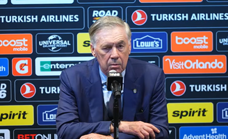 Carlo Ancelotti em entrevista coletiva