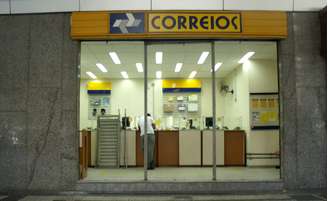<p>Apesar da greve, agência dos Correios na rua Almirante Barroso, região central do Rio de Janeiro, estava aberta nesta quinta</p>