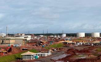 <p>Bradesco e Petrobras estariam empatados em valor de mercado, com R$ 153,9 bilhões cada</p>