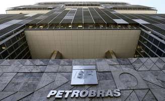 <p>Ao entregar informações sobre o cartel da Petrobras, a Camargo Corrêa ameaçaria “explodir o clube da propina”, como ficou conhecido o grupo de construtoras investigadas na Operação Lava Jato</p>