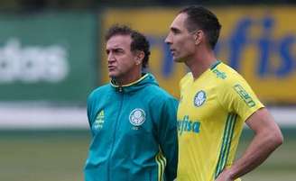 Cuca e Fernando Prass durante treino do Palmeiras