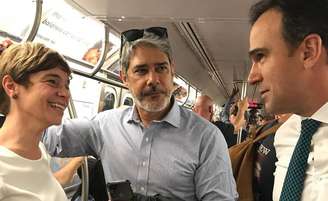 William Bonner, Tadeu Schmidt e Renata Lo Prete em foto no metrô de Nova York.