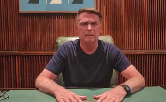 Jair Bolsonaro (PL) pede para que manifestantes desobstruam bloqueios pelo país