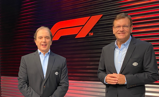 Reginaldo Leme e Sérgio Maurício, da Band, terão apenas mais esta temporada para transmitir a F1, que retornará à Globo