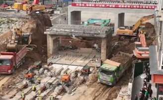 Construção de ponte na China levou 24 horas