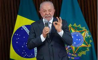 O governo Lula manteve níveis estáveis de aprovação e desaprovação.