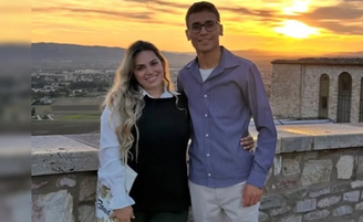 Amanda Marinho com o marido Tiago na lua de mel Portugal