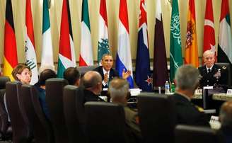 <p>Presidente dos EUA, Barack Obama, em reunião sobre respota do governo ao Ebola no Salão Oval da Casa Branca, em 16/10/2014</p>
