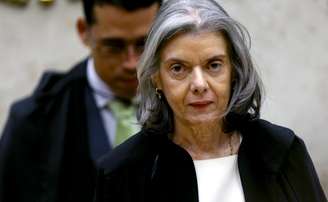 Presidente do STF, Cármen Lúcia, chega para sessão da corte em Brasília
13/09/2017 REUTERS/Adriano Machado