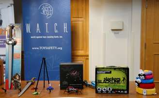 Brinquedos considerados perigosos são mostrados em Boston
  14/11/2017    REUTERS/Mary Schwalm