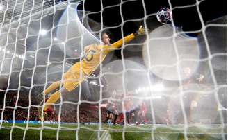 Liverpool marca contra Atlético de Madri em partida pela Liga dos Campeões
11/03/2020
Action Images via Reuters/Carl Recine