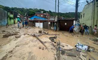 Rastro de destruição provocado pelo temporal do final de semana