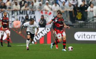 Corinthians fez exibição ruim e caiu nos pênaltis para o Ituano