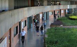 Professora do curso de nutrição alegou "crise" que alterou "condição mental"