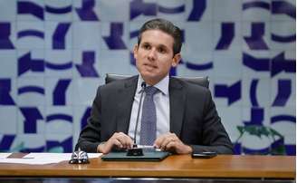 Deputados discutem saídas para compensar isenção do Imposto de Renda, segundo Motta