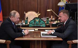Roman Starovoit, ex-ministro dos Transportes da Rússia, foi encontrado morto poucas horas após ser demitido pelo presidente Vladimir Putin