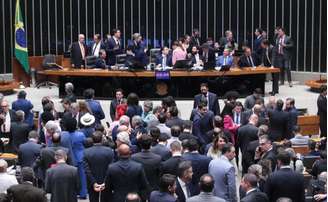 Após aprovação na Câmara, PL da Dosimetria segue agora para o Senado