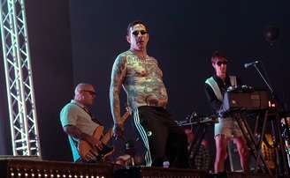 Desde os primeiros lançamentos, o Viagra Boys se destacou por unir bases do pós-punk a elementos de punk clássico, música eletrônica e até jazz, graças ao uso constante de saxofone – Raph_PH/Wikimedia Commons