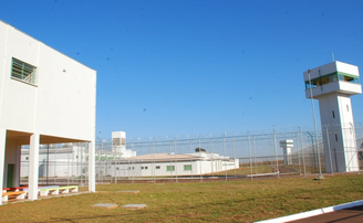 O presídio foi inaugurado em agosto de 2011 e tem 19 mil metros quadrados de área construída