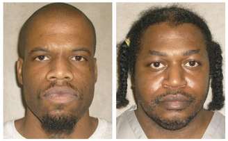 <p>Os detentos no corredor da morte Clayton Lockett (esquerda) e Charles Warner são vistos em imagens do Departamento de Correções de Oklahoma, nos Estados Unidos, em junho de 2011</p>