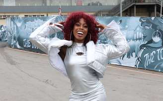 MC Sophi no The Town