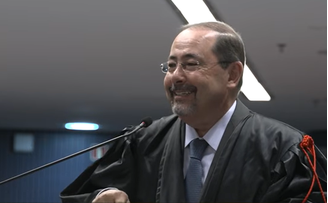 A defesa de Jair Bolsonaro (PL) foi a segunda a se manifestar na sessão desta terça-feira, 3