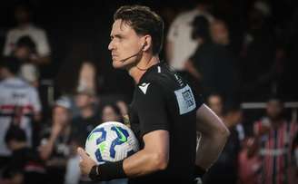 Ramon Abatti protagonizou lance polêmico na partida entre Carabobo e Sporting Cristal