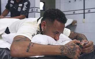 Neymar posta série mostrando bastidores da sua rotina em seu canal do YouTube