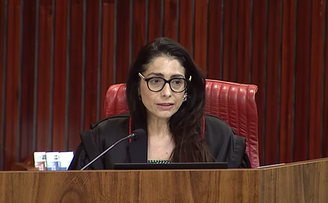 Ministra Estela Aranha durante leitura do seu voto nesta quinta-feira, 8