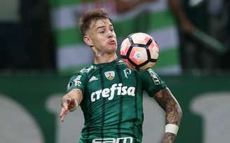 Roger Guedes e o elenco do Palmeiras voltarão suas atenções exclusivamente à disputa do Campeonato Brasileiro