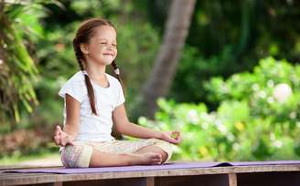 A meditação tem benefícios nas crianças que vão desde calma na hora até felicidade a vida toda 