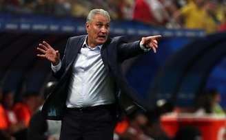 Tite, ex-treinador da seleção, está na mira do Cruzeiro para 2026