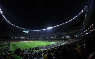 Colômbia e Uzbequistão fecharam a rodada no Estádio Azteca
