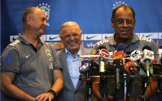 Marin esteve ao lado de Carlos Alberto Torres e Felipão em entrevista da CBF