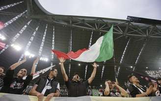Torcida da Juventus faz festa por título do Italiano