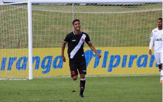 Vasco - Tiago Reis comemora gol importante e espera seguir marcando na Copa RS. Confira a seguir a galeria LANCE!