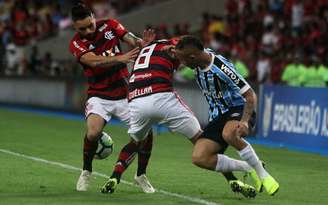 No último encontro pelo Brasileirão, Flamengo venceu por 2 a 0 no Maracanã (Foto: Reginaldo Pimenta / Raw Image)