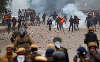 Protesto contra nova lei de cidadania da Índia em Seelampur
17/12/2019
REUTERS/Adnan Abidi