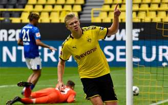 Haaland tem 10 gols em nove jogos na Bundesliga (Foto: Martin Meissner / AFP)