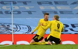 Capitão do Borussia Dortmund marcou belo gol após assistência de Haaland (Foto: PAUL ELLIS / AFP)