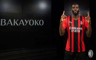 Anunciado pelo Milan, Bakayoko afirmou que tinha o sonho de voltar ao clube italiano (Foto: Divulgação / Milan)